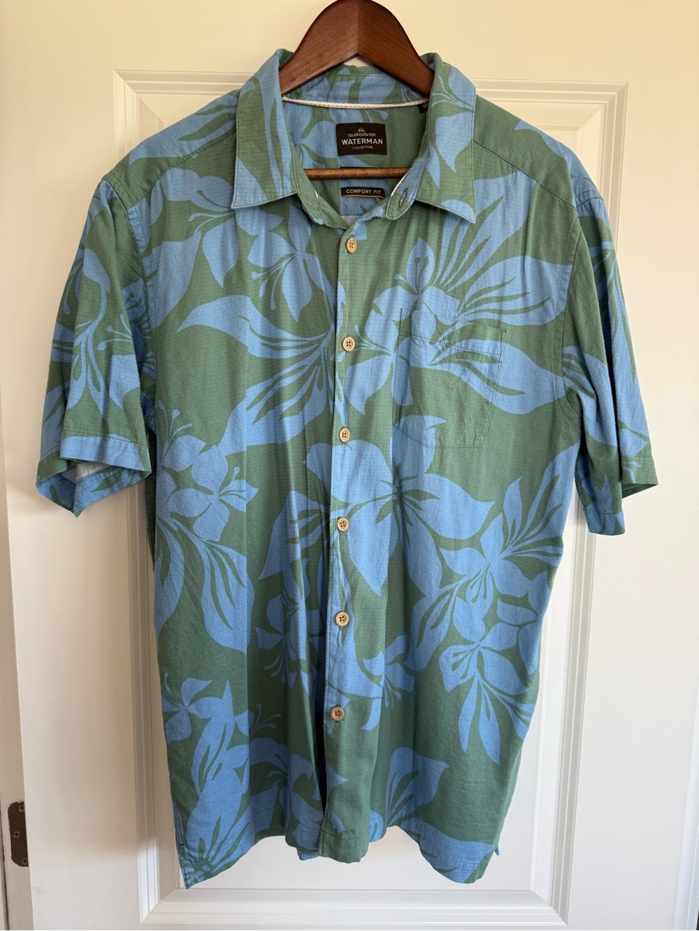 Quiksilver Waterman Green & Blue Floral Short Sleeve Shirt
